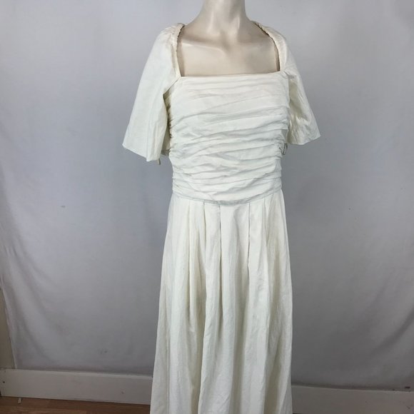 FREE PEOPLE- MEDIUM WHITE SQUARE NECK AIN'T SHE A BEAUT PUFF SLEEVE DRESS - Picture 3 of 9